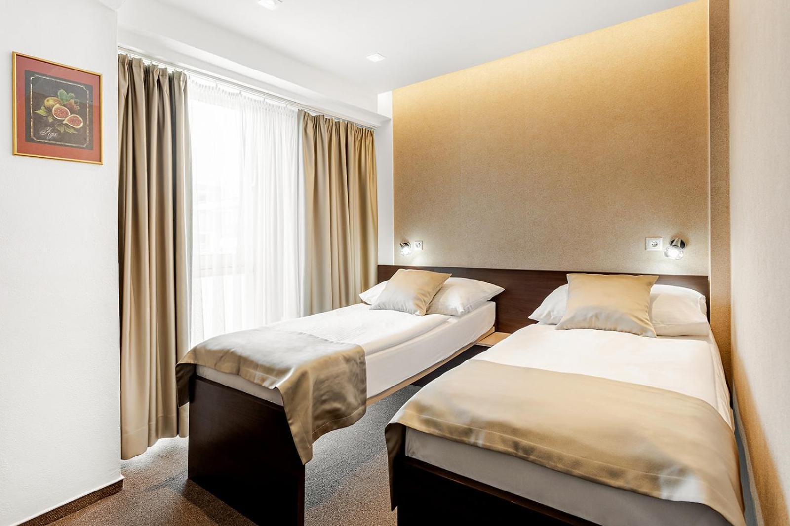 Hotel Saris Bardejov Luaran gambar