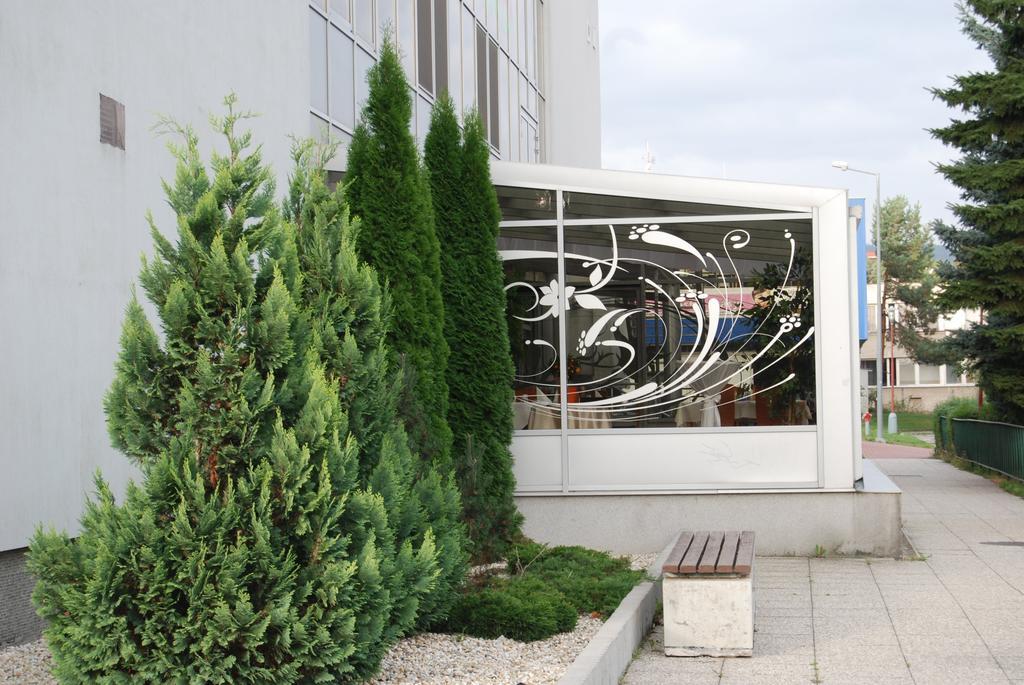 Hotel Saris Bardejov Luaran gambar